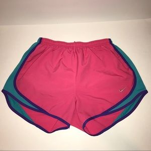 Women’s Nike Tempo Shorts - Size M